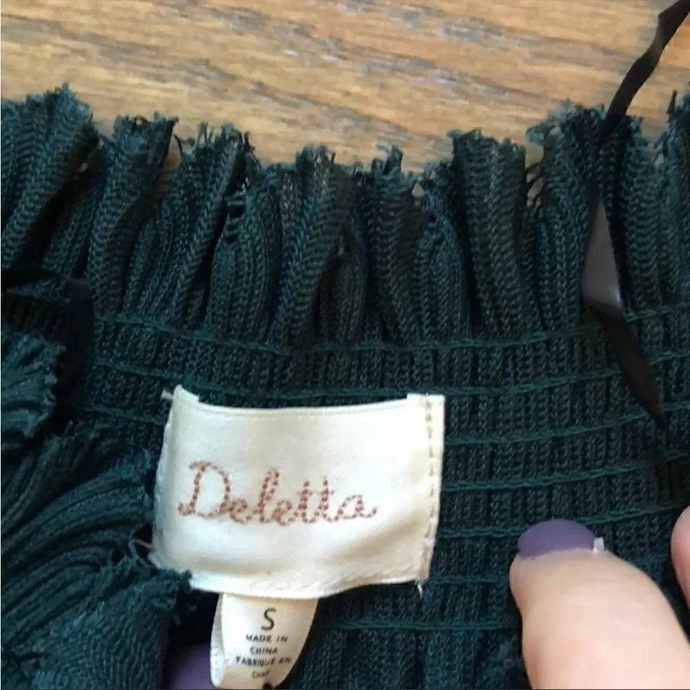 Deletta Riley off the shoulder top